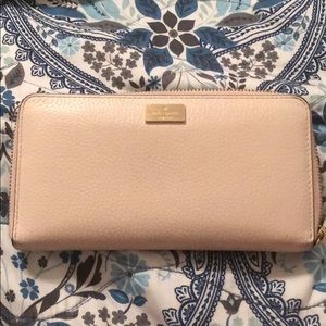 Kate Spade accordion wallet